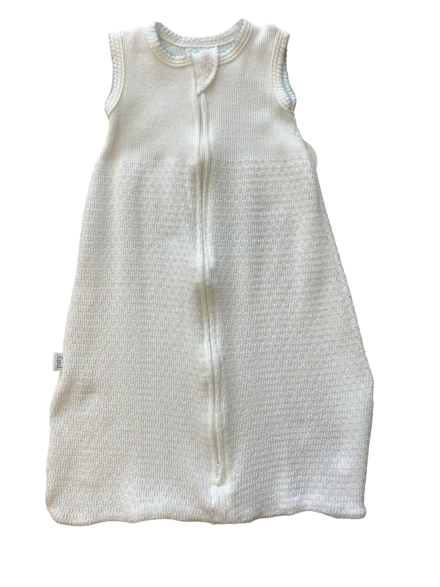 White and Blue Saque