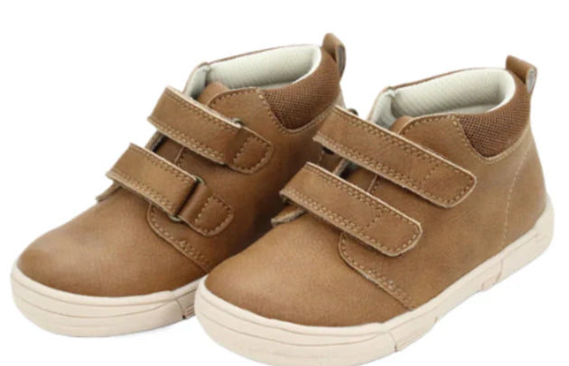 F619 Double strap tall sneaker