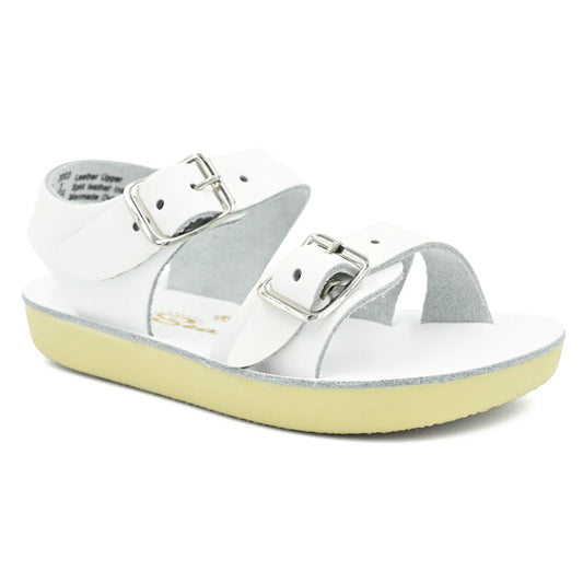 sea wee white