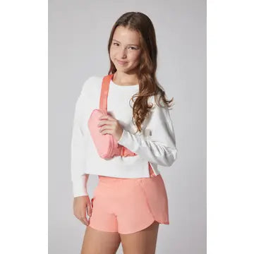 Everyday Pullover, Woven Short, Fanny Bag Set