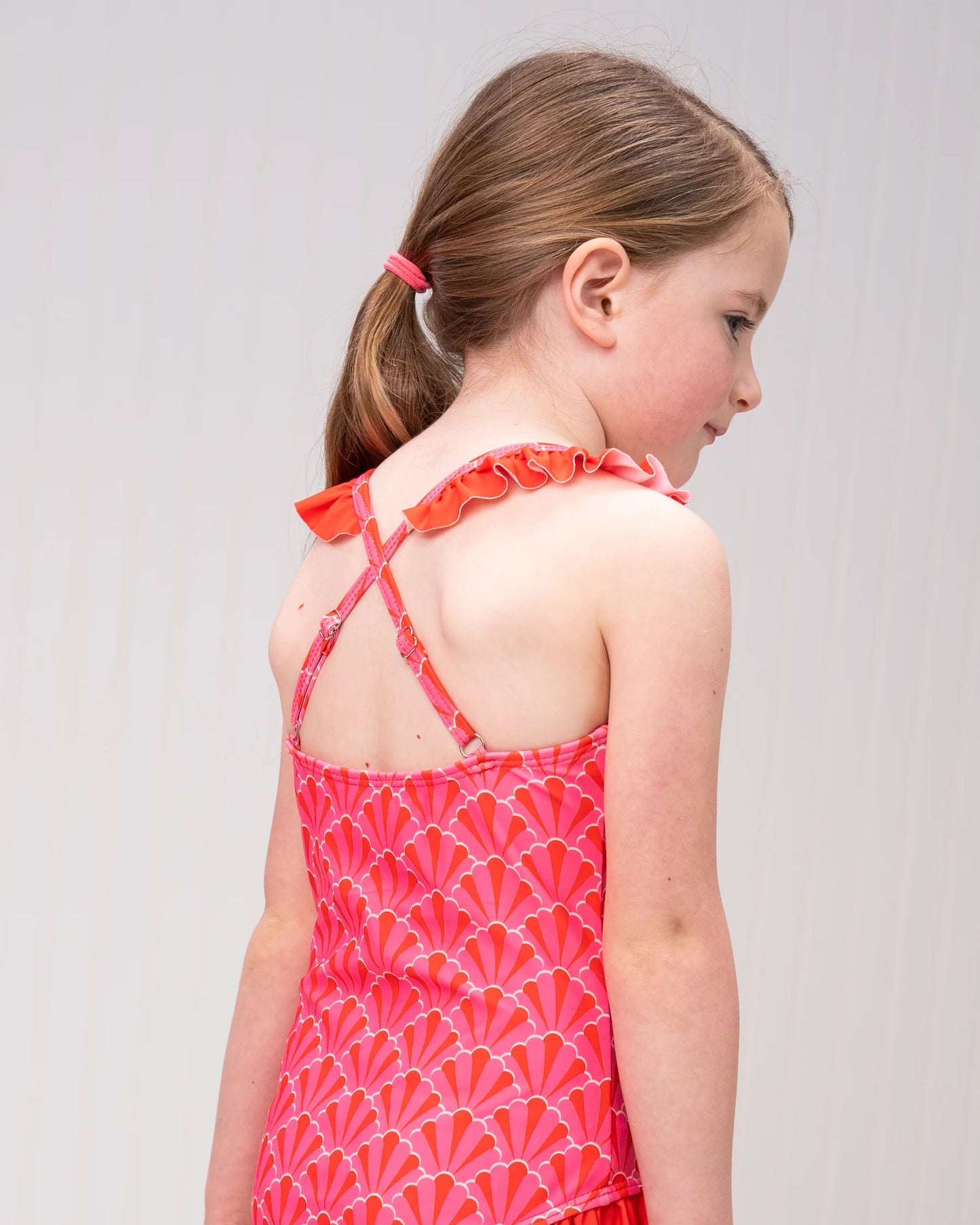 alys spring shells swim